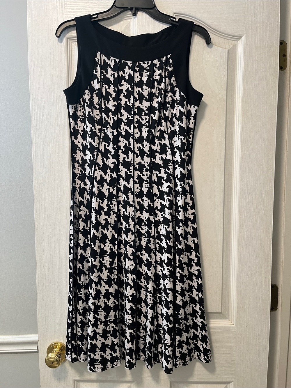 Perceptions Black and White Houndstooth Midi Dress
